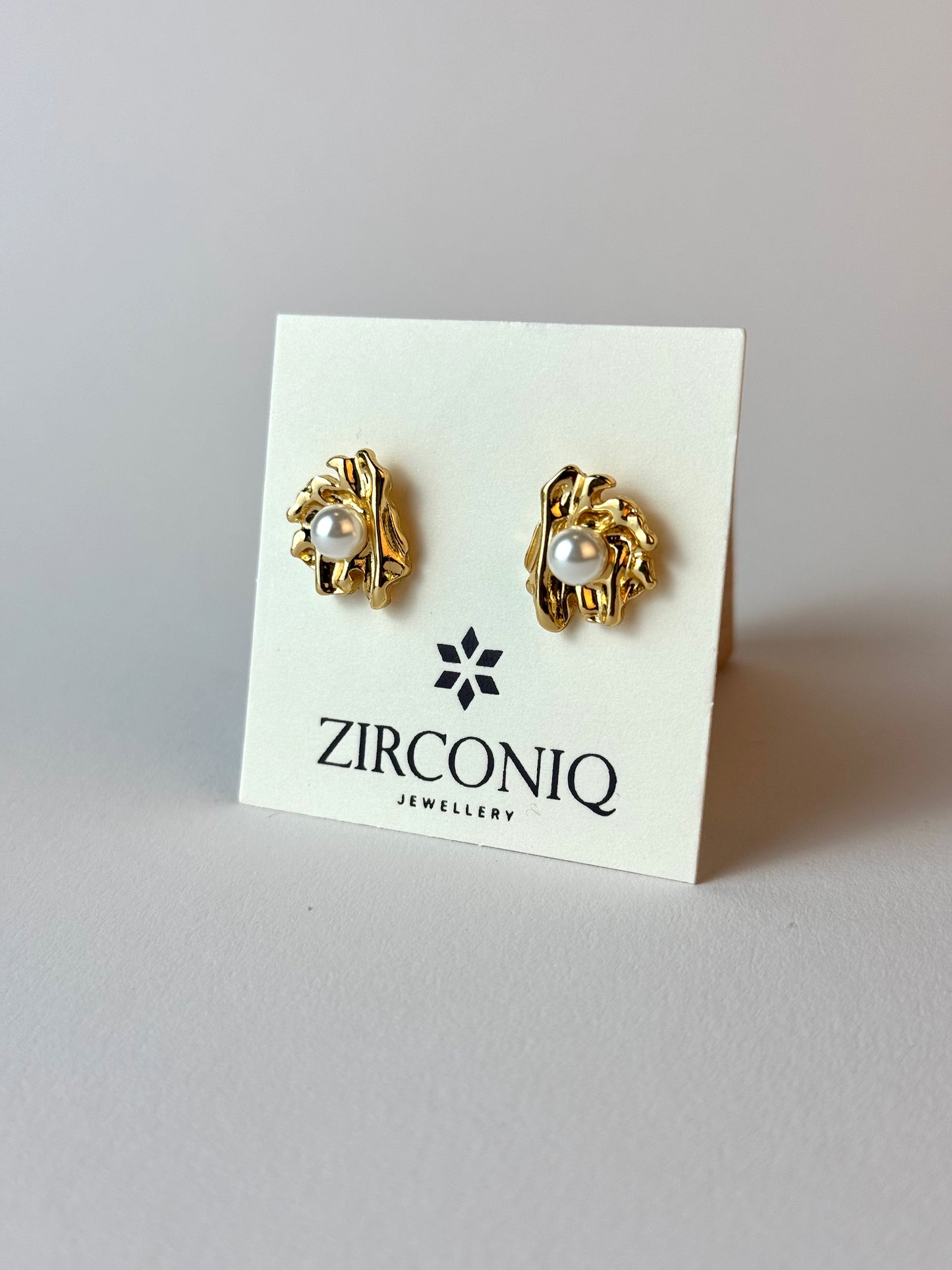 18K Gold-Plated Pearl Earrings