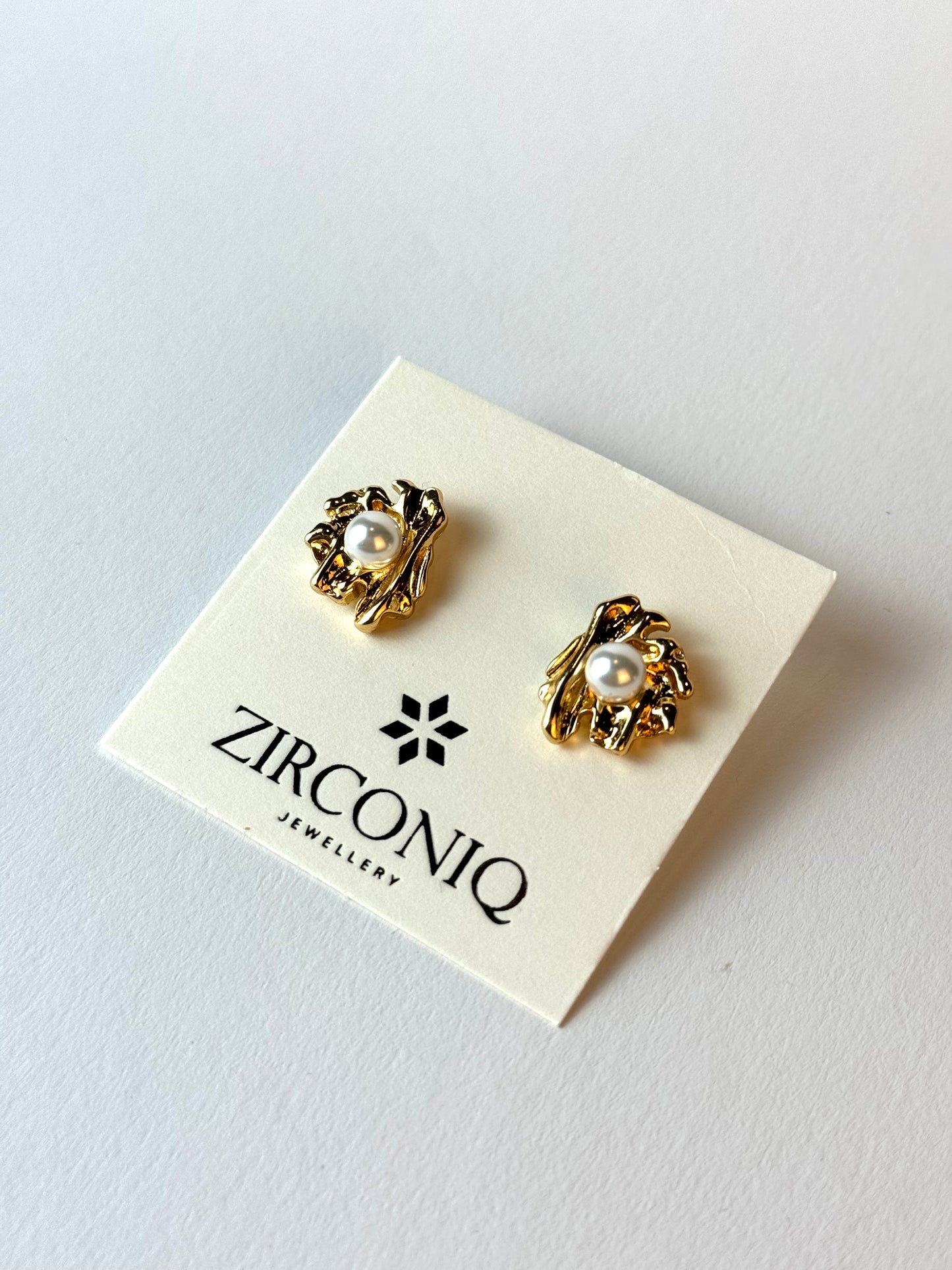 18K Gold-Plated Pearl Earrings