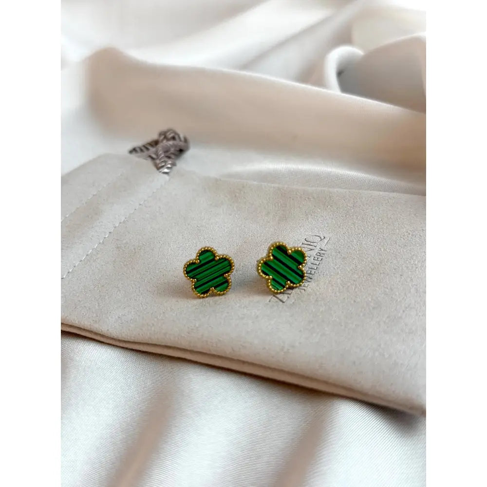 Five Leaf Clover Earrings - Lucky Charm Earrings - Green