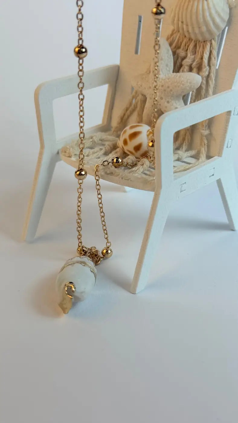 Sea Shell necklace minimal shell Gold Plated Shell necklace - Shell Pendant