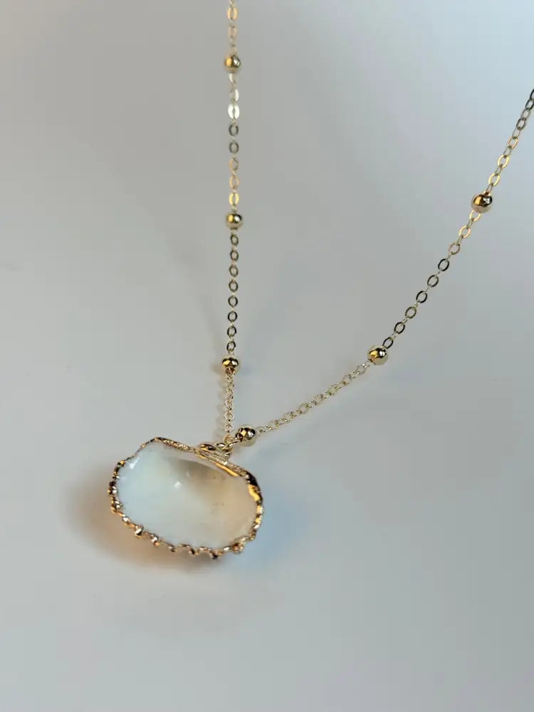 White and Gold Medium sized Natural Shell necklace